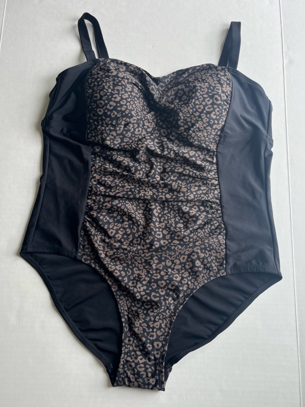 Ava & Viv Women’s Black Brown Leopard Print One Piece Slimming Swimsuit 18W - Picture 4 of 13